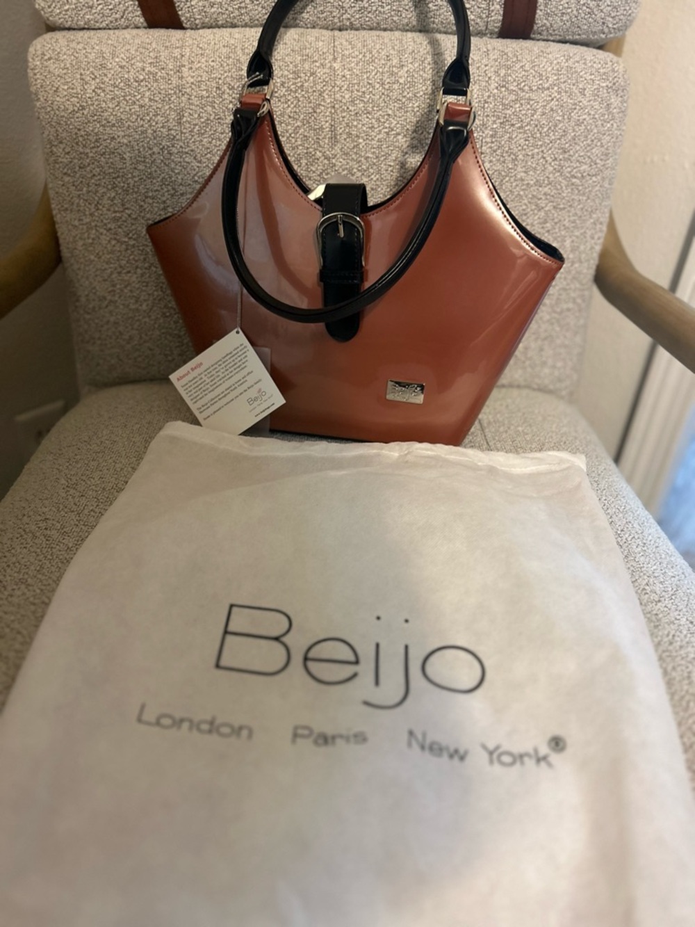 Beijo Patent Leather Shoulder Bag in Rust with Black Trim
